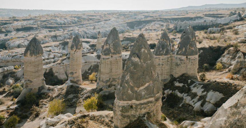 découvrez l'anatolie, une région riche en histoire et en culture, située au cœur de la turquie. explorez ses paysages variés, ses sites archéologiques fascinants et sa délicieuse cuisine, tout en vous imprégnant de l'héritage des civilisations qui ont marqué cette terre ancestrale.