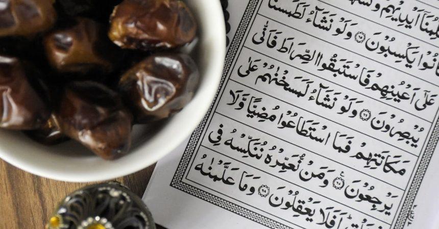 découvrez le mois sacré du ramadan, une période de jeûne, de prière et de réflexion pour les musulmans du monde entier. apprenez-en plus sur ses significations, ses traditions et son importance dans la culture islamique.