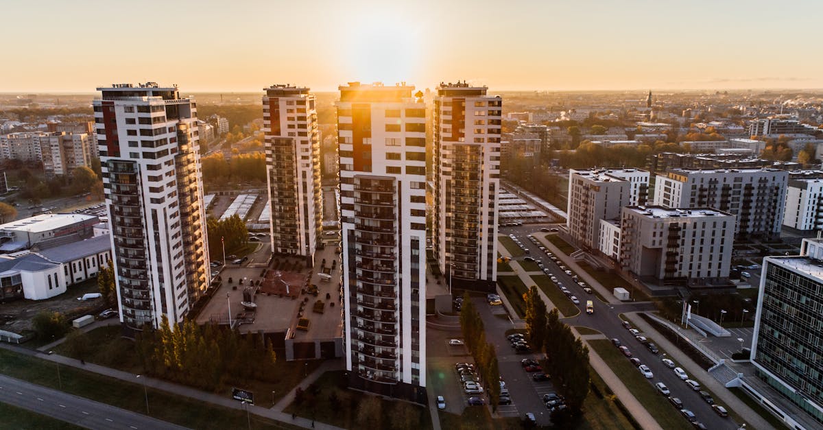 découvrez nos appartements modernes et confortables, idéaux pour tous vos séjours. que ce soit pour un week-end ou un séjour prolongé, nos logements bien équipés vous garantissent un espace agréable et fonctionnel au cœur de la ville.