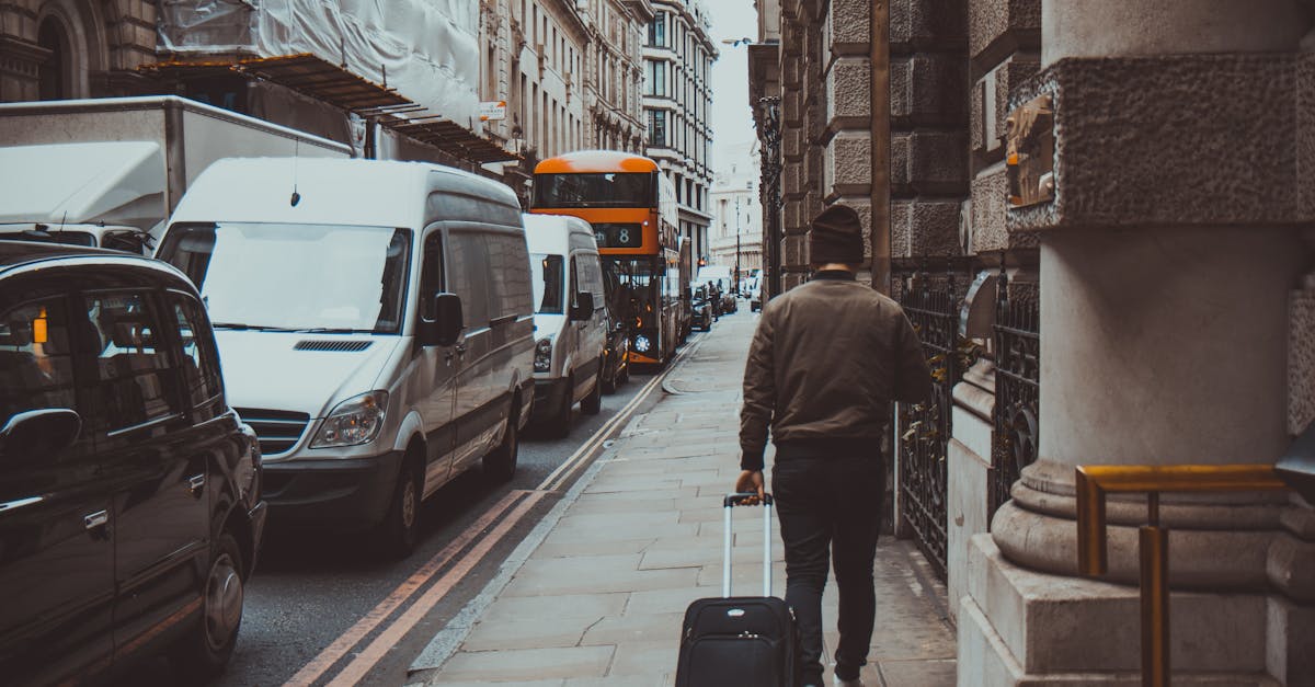 découvrez les meilleures entreprises de bus pour vos voyages à travers le pays. que ce soit pour des trajets quotidiens ou des excursions, comparez les services, les prix et les avis des utilisateurs pour choisir la compagnie qui répondra le mieux à vos besoins.