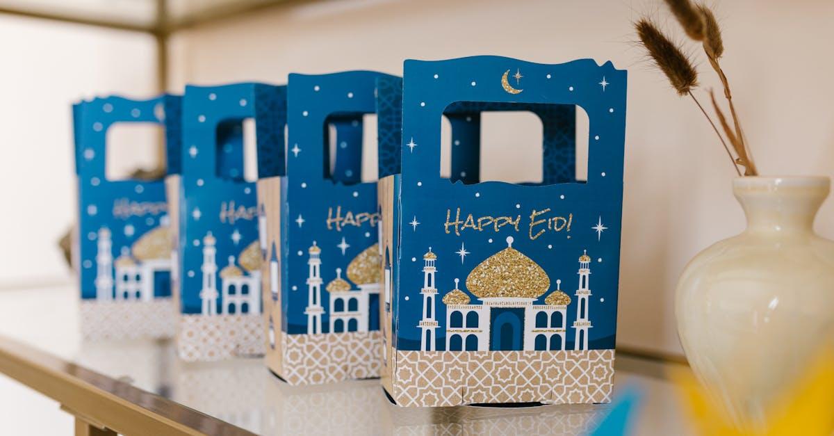 découvrez l'eid, une célébration riche en traditions et en significations, marquée par la joie, le partage et la solidarité. plongez dans les coutumes et les festivités qui font de cette fête un moment unique pour les familles et les communautés à travers le monde.