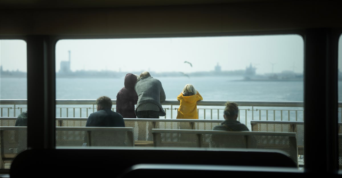 découvrez nos services de ferries pour des traversées sécurisées et confortables. explorez des destinations fascinantes tout en profitant d'une expérience de voyage unique sur l'eau. réservez dès maintenant pour votre prochaine aventure en ferry!