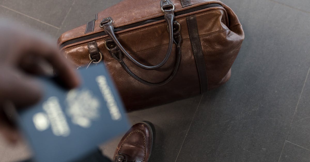 découvrez l'aéroport de nevşehir-kapadokya, votre porte d'entrée vers la magie de la cappadoce. avec des destinations variées et des services de qualité, commencez votre aventure en toute sérénité. explorez les formations rocheuses uniques et les paysages enchanteurs dès votre arrivée.