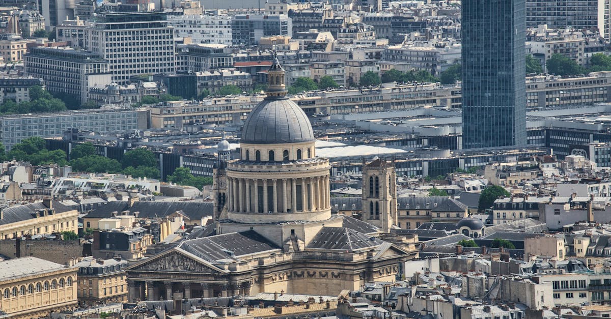 découvrez les erreurs de voyage courantes à éviter pour assurer un séjour sans stress. apprenez des conseils pratiques pour optimiser votre expérience, économiser de l'argent et profiter pleinement de vos aventures. ne laissez pas les faux pas gâcher vos vacances !