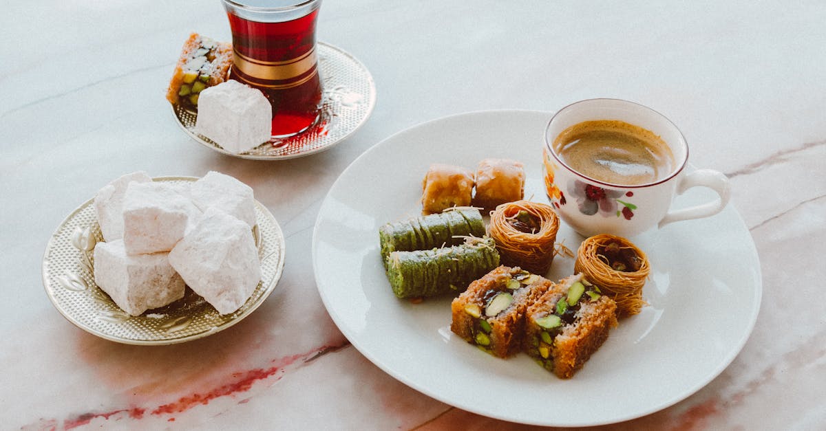 découvrez les douceurs traditionnelles turques avec notre sélection de lokums, des confiseries fondantes aux saveurs variées. laissez-vous séduire par la richesse de la culture turque à travers ces délices sucrés, parfaits pour toutes les occasions.