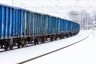 découvrez l'aventure unique d'un voyage en train à travers des paysages époustouflants. embarquez pour une expérience mémorable où chaque kilomètre révèle des panoramas enchanteurs et une ambiance chaleureuse. réservez dès maintenant votre billet pour un voyage inoubliable.