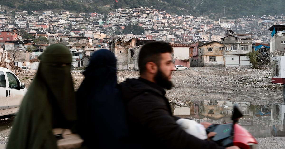 découvrez antakya, une ville riche en histoire et en culture, où les vestiges de civilisations anciennes se mêlent à une gastronomie savoureuse. plongez dans ses ruelles pittoresques, admirez ses mosquées et églises emblématiques, et profitez d'une expérience unique au cœur de la turquie.