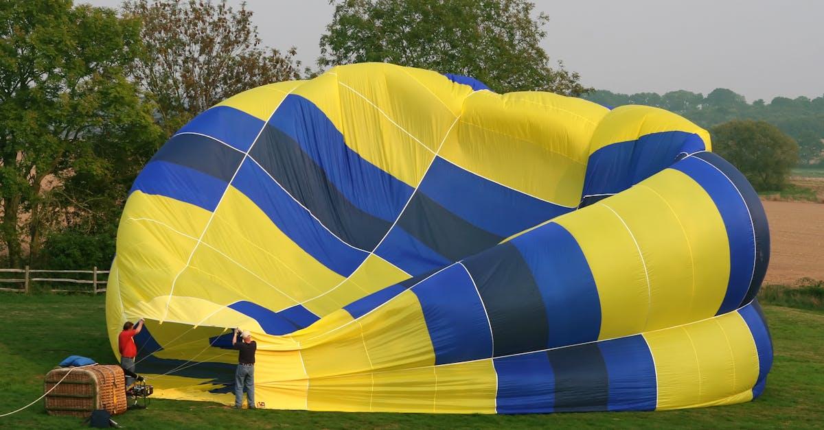 découvrez les meilleures pratiques pour assurer la sécurité lors de la manipulation et de l'utilisation des ballons. apprenez comment minimiser les risques et garantir une expérience agréable et sécurisée pour tous, en particulier pour les enfants.