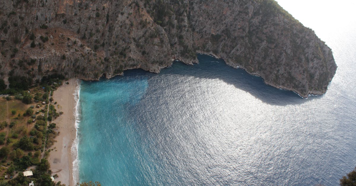 découvrez la magique butterfly valley, un véritable paradis naturel en turquie, où des paysages époustouflants, des plages de sable fin et une biodiversité exceptionnelle vous attendent. un lieu idéal pour les amoureux de la nature et les aventuriers en quête d'évasion.