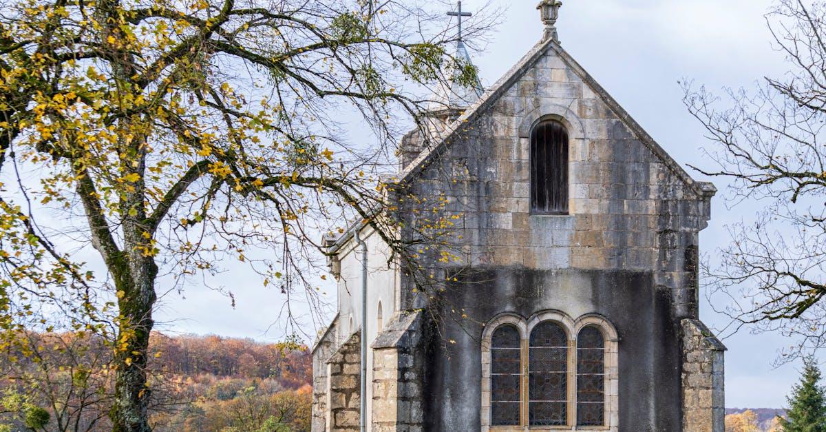 découvrez une sélection de sites chrétiens inspirants qui enrichissent votre foi, offrent des ressources spirituelles et favorisent des échanges autour des valeurs chrétiennes. rejoignez une communauté dédiée à la croissance spirituelle et à la découverte de la parole de dieu.