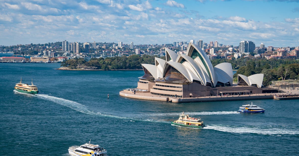 découvrez nos options de ferries pour traverser les mers et les océans. profitez de voyages confortables avec des services à bord, des paysages à couper le souffle et des destinations variées. réservez votre aventure maritime dès aujourd'hui!