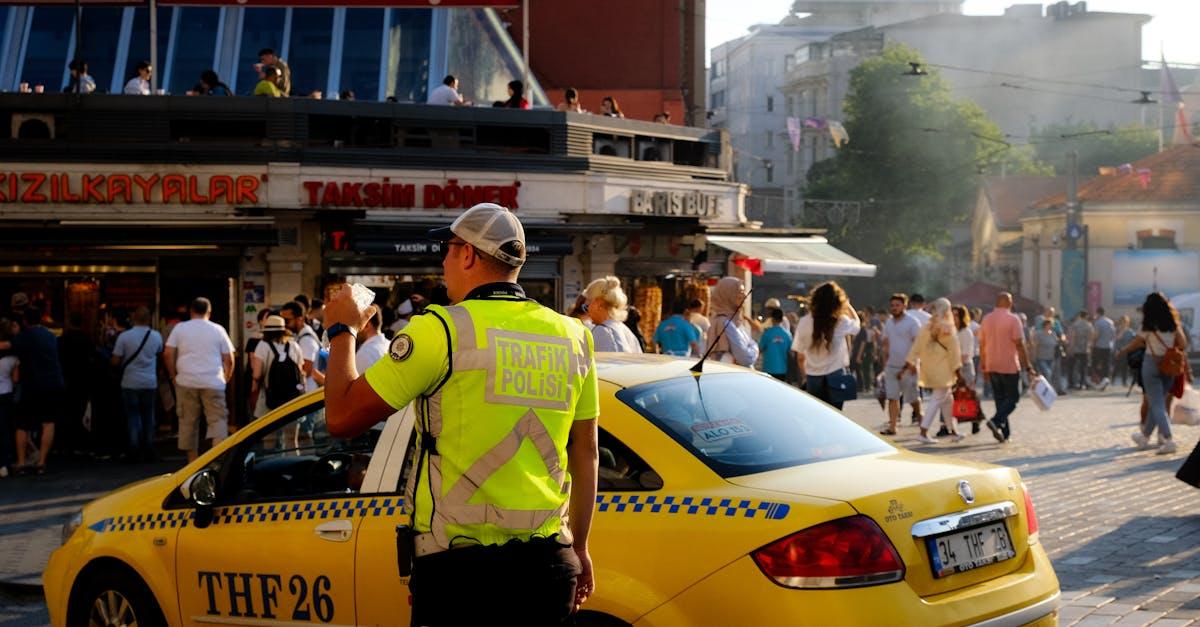 découvrez comment déposer une plainte concernant un taxi à istanbul. obtenez des conseils pratiques pour résoudre vos problèmes et garantir un service de qualité lors de vos déplacements dans la ville.