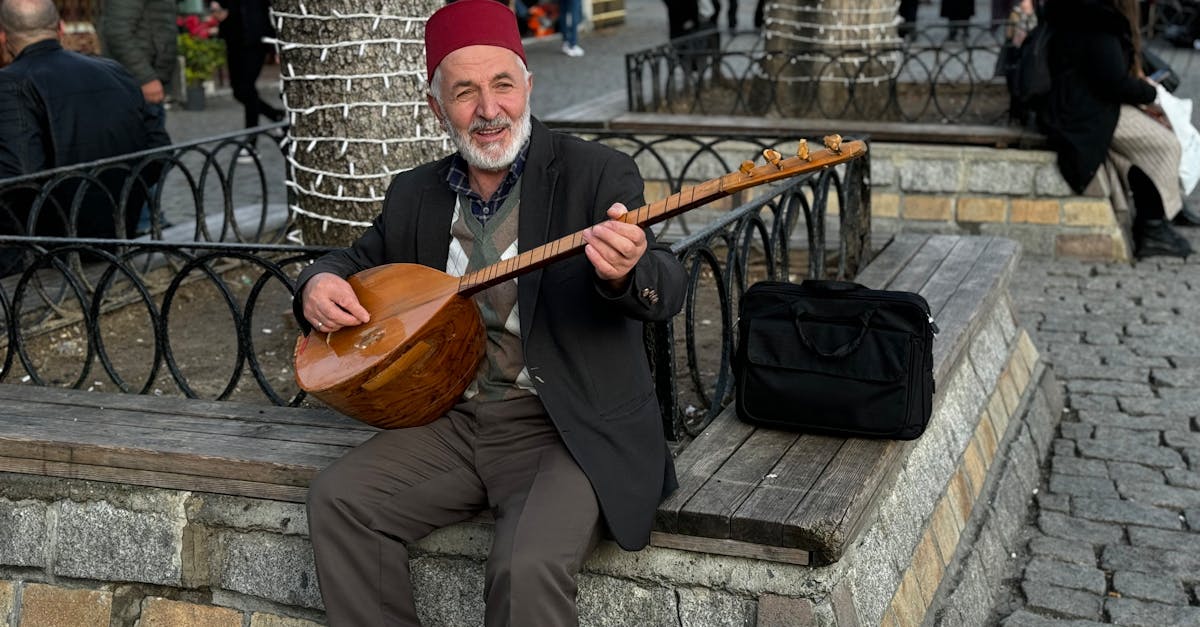 découvrez la richesse de la musique turque, un mélange harmonieux de traditions anciennes et de modernité. plongez dans les rythmes envoûtants, les instruments uniques et les voix passionnées qui font de la musique turque une expérience artistique inoubliable.