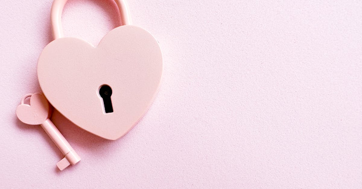 découvrez l'art de la séduction et du charme avec des astuces et conseils pratiques pour captiver et séduire. apprenez à mettre en valeur votre personnalité et à créer des connexions authentiques.