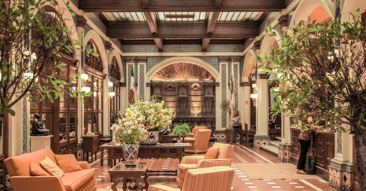 découvrez notre sélection d'hôtels offrant un confort incomparable et des services exceptionnels. que vous recherchiez une escapade romantique, un séjour en famille ou un voyage d'affaires, trouvez l'hôtel idéal pour répondre à tous vos besoins. profitez d'un hébergement de qualité dans les meilleures destinations.