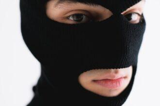 découvrez les différents aspects du vol, ses implications légales, les conseils pour se protéger et les mesures à prendre en cas de vol. informez-vous sur les moyens de prévenir ces actes criminels et connaître vos droits.