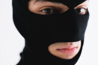 découvrez les différents aspects du vol, ses implications légales, les conseils pour se protéger et les mesures à prendre en cas de vol. informez-vous sur les moyens de prévenir ces actes criminels et connaître vos droits.