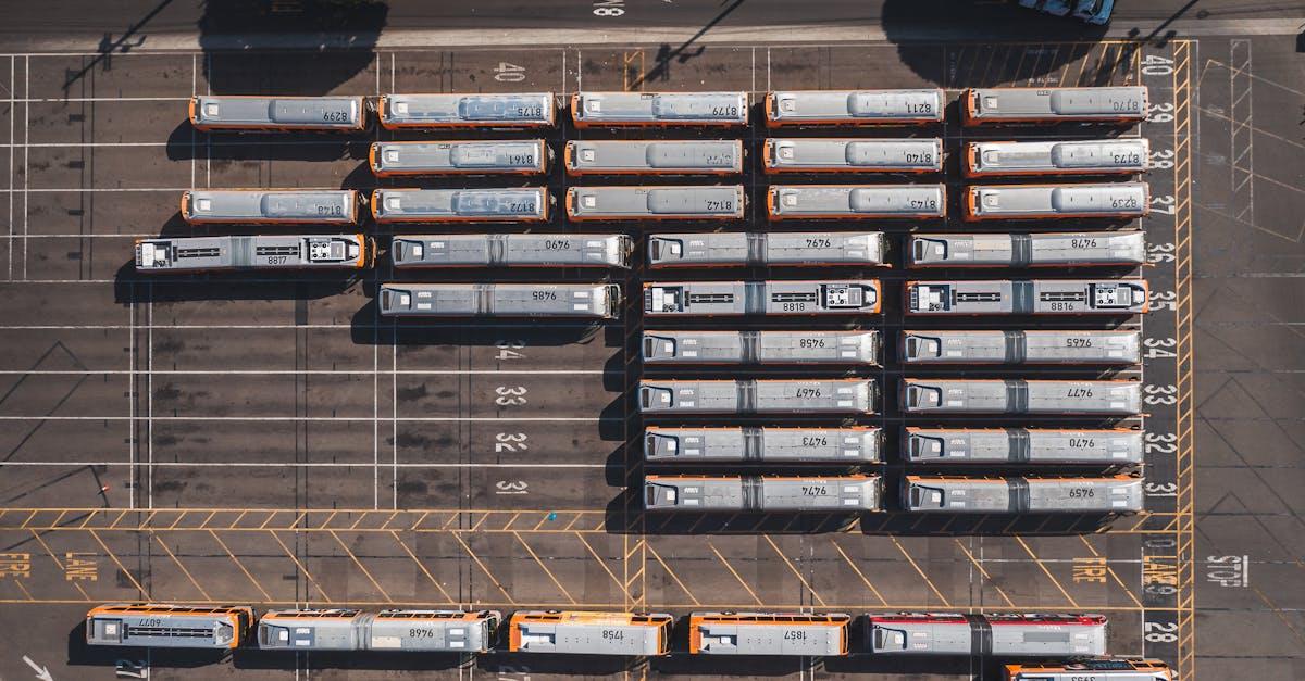 découvrez notre terminal de bus, un point de convergence moderne et pratique pour tous vos voyages. profitez d'un accès facile aux différentes lignes, services, et commodités pour un voyage serein et agréable.
