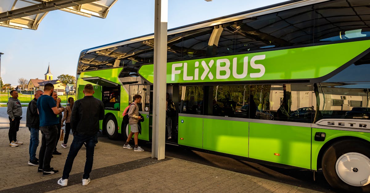 découvrez notre terminal de bus moderne, un point de transit pratique et efficace pour vos voyages. profitez de services et d'installations de qualité pour un départ en toute sérénité.