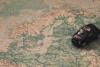 découvrez notre service de location de voitures flexible et abordable. profitez d'une large gamme de véhicules adaptés à vos besoins, que ce soit pour un voyage d'affaires ou des vacances en famille. réservez dès maintenant et partez à l'aventure en toute liberté !
