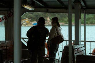 découvrez l'expérience inoubliable d'une croisière en ferry, alliant confort et paysages à couper le souffle. embarquez pour des aventures maritimes tout en savourant des instants de détente en mer.