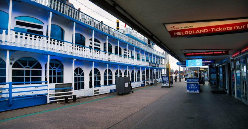 réservez vos billets de ferry facilement et à des prix compétitifs. voyagez vers vos destinations préférées en mer avec des connexions fiables et un service de qualité. explorez nos offres et partez à l'aventure dès aujourd'hui !