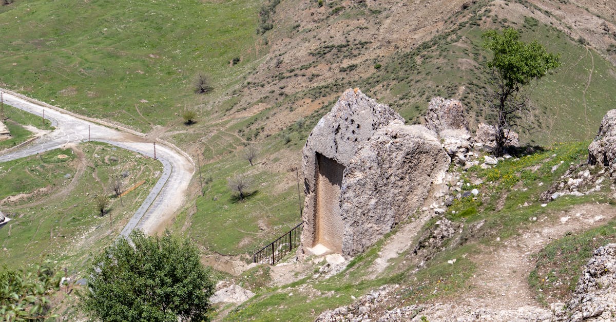 découvrez les meilleures randonnées à travers des paysages époustouflants. que vous soyez débutant ou randonneur expérimenté, trouvez des sentiers adaptés à tous les niveaux et vivez des aventures inoubliables en pleine nature.