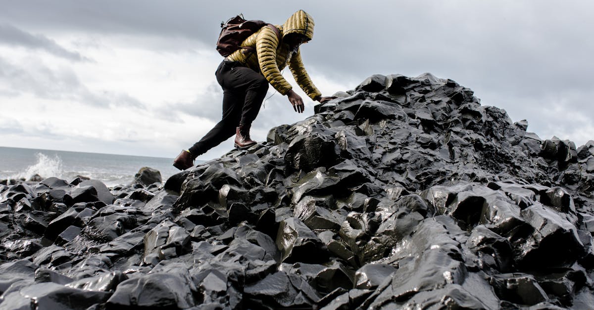découvrez la beauté des paysages à couper le souffle en explorant des sentiers de randonnée variés. que vous soyez un randonneur novice ou expérimenté, plongez dans la nature et vivez des aventures inoubliables. préparez vos chaussures de marche et partez à l'aventure !