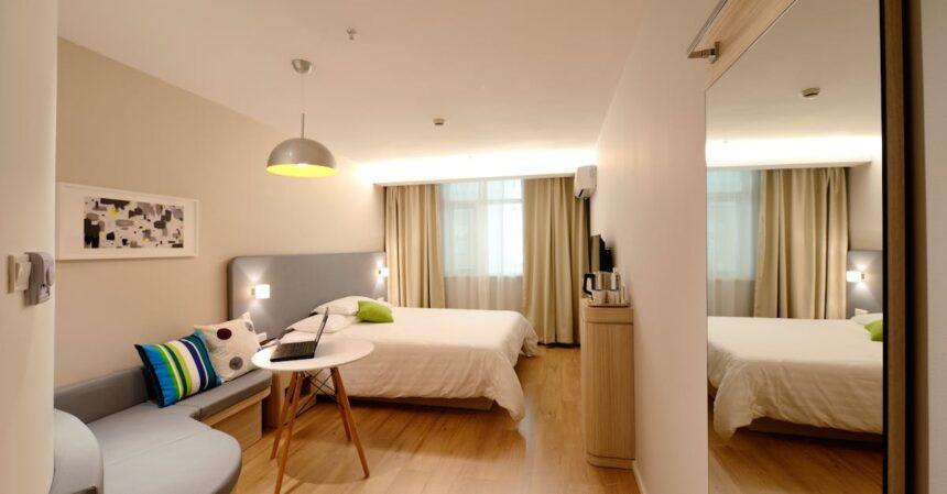 découvrez notre sélection d'hôtels de qualité pour un séjour inoubliable. que vous recherchiez un hôtel de luxe, un hébergement économique ou une escapade romantique, nous avons l'endroit idéal pour vous. profitez de services exceptionnels et d'un confort optimal tout au long de votre voyage.