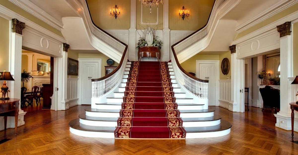 découvrez notre sélection d'hôtels pour tous les budgets et toutes les envies. que vous recherchiez une escapade romantique, un séjour en famille ou un voyage d'affaires, trouvez l'hébergement idéal qui répondra à vos attentes.