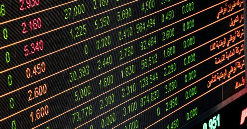 découvrez les stratégies d'investissement qui vous permettront de faire fructifier votre capital. apprenez à diversifier votre portefeuille, à analyser les tendances du marché et à prendre des décisions éclairées pour atteindre vos objectifs financiers.