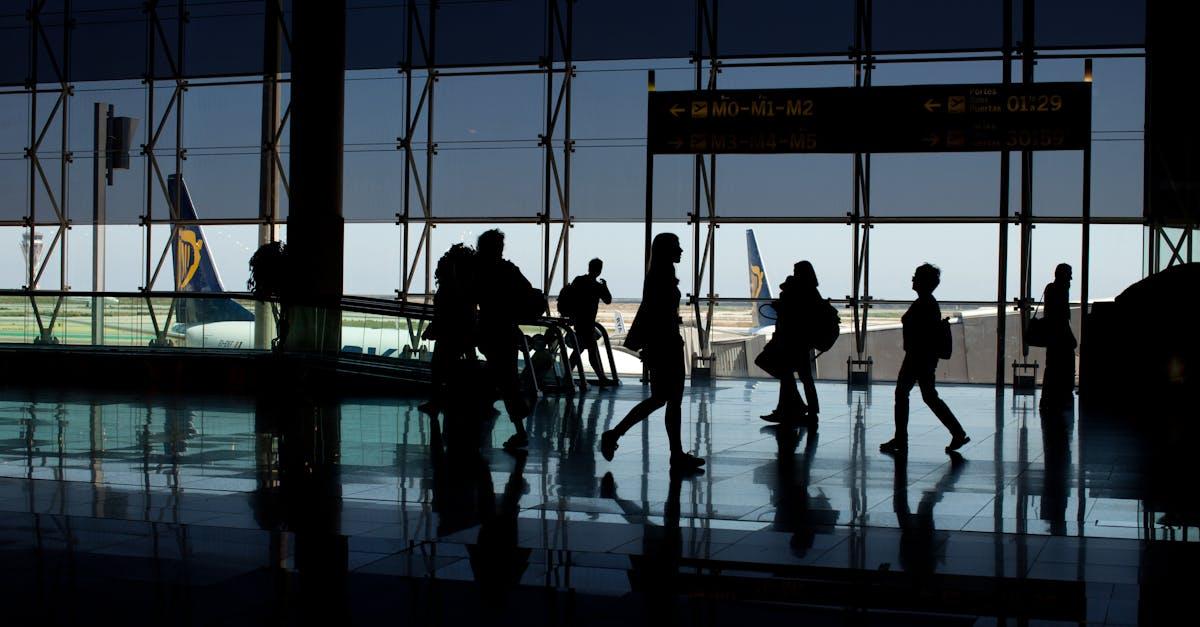 découvrez les différentes options de transport disponibles à l'aéroport d'izmir, incluant des services de navette, de taxi, et de location de voiture pour vous déplacer facilement vers votre destination.