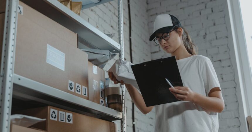 découvrez notre service de stockage de bagages, idéal pour explorer la ville sans encombre. profitez d'un espace sécurisé pour déposer vos valises et autres effets personnels, vous permettant de voyager léger et de profiter pleinement de votre journée.