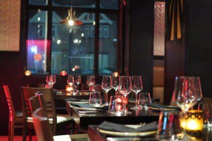 découvrez une sélection des meilleurs restaurants où savourer des plats exquis, allant des spécialités locales aux cuisines du monde. profitez d'une expérience culinaire unique, que ce soit en famille, entre amis ou lors d'une soirée romantique.