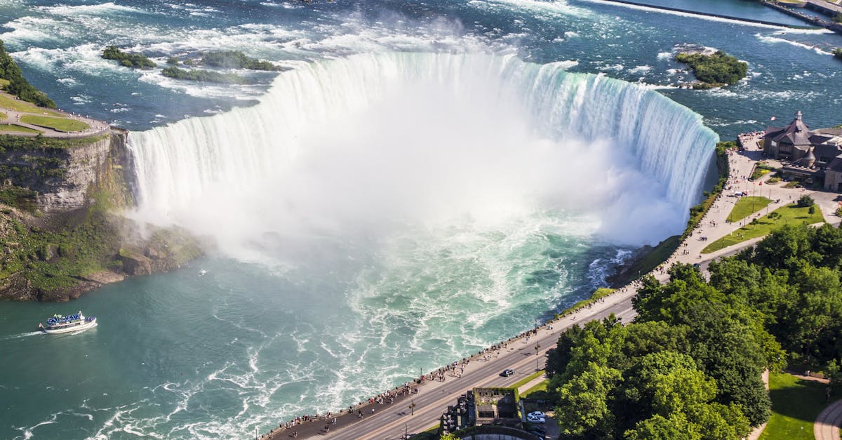 découvrez des tours fascinants qui vous mèneront à travers des sites emblématiques, des paysages époustouflants et des expériences culturelles inoubliables. réservez dès maintenant pour explorer le monde sous un nouvel angle!