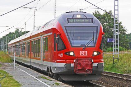 découvrez l'univers fascinant des trains : de leur histoire à leur impact sur les transports modernes. explorez les différents types de trains, leur technologie innovante et les routes emblématiques à travers le monde.