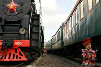 découvrez l'univers fascinant des trains : leur histoire, leur fonctionnement, et les différentes options de transport ferroviaire. voyagez à travers les paysages et explorez les services offerts par les compagnies de train en france et à l'international.