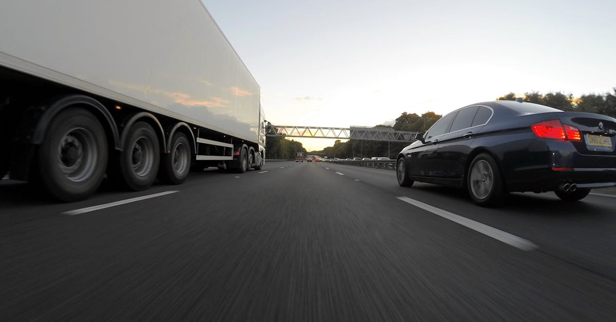 découvrez nos solutions de transport adaptées à vos besoins. que ce soit pour des livraisons locales ou internationales, nous garantissons un service rapide, sécurisé et efficace pour tous vos envois.