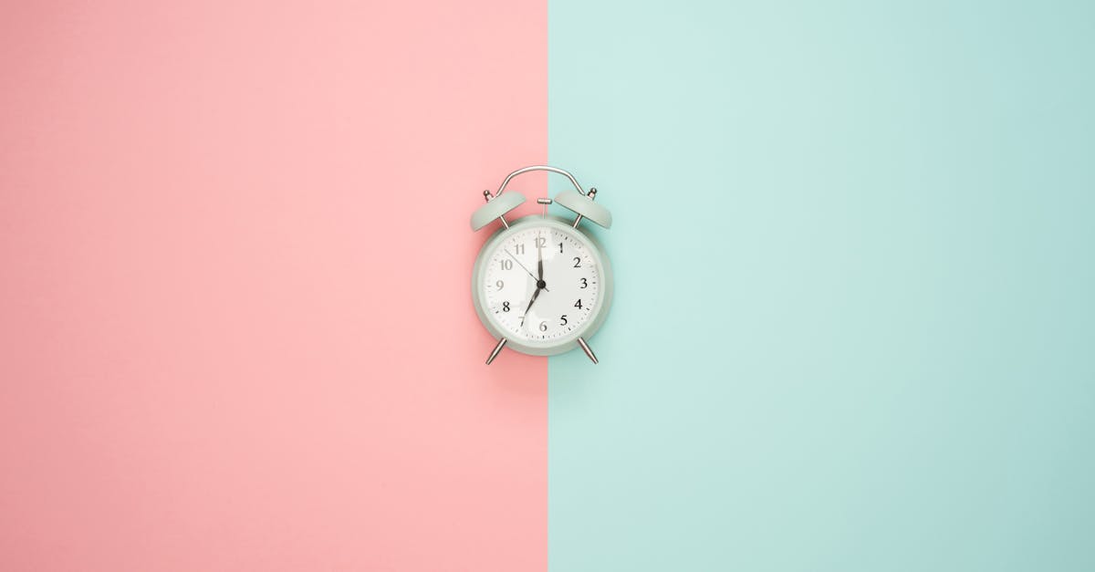 découvrez les nombres ordinaux turcs et apprenez à les utiliser dans la langue turque. cette ressource vous guide à travers les règles et exemples pratiques pour maîtriser les ordres, les classements et bien plus encore, facilitant ainsi votre apprentissage de la langue et de la culture turques.