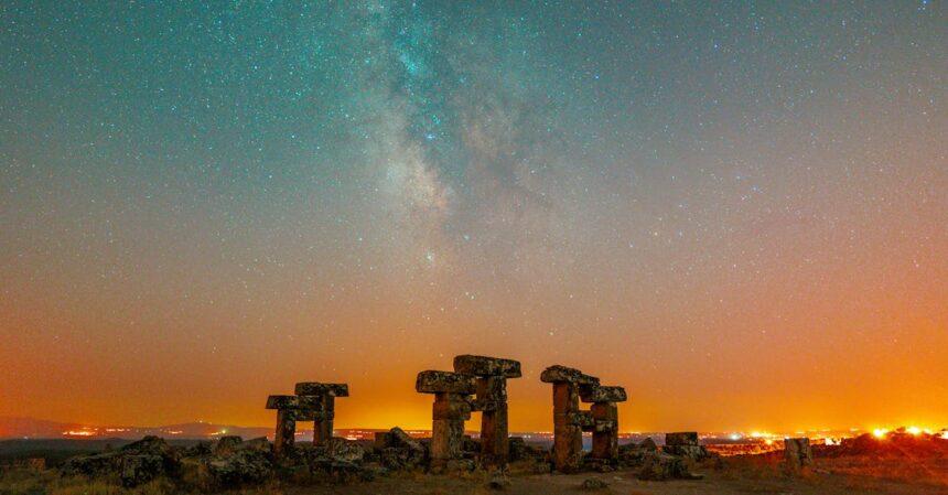 découvrez uşak, une ville turque riche en histoire et en culture, offrant des paysages pittoresques, des sites archéologiques fascinants et une gastronomie délicieuse. explorez ses attractions uniques et laissez-vous séduire par l'hospitalité de ses habitants.