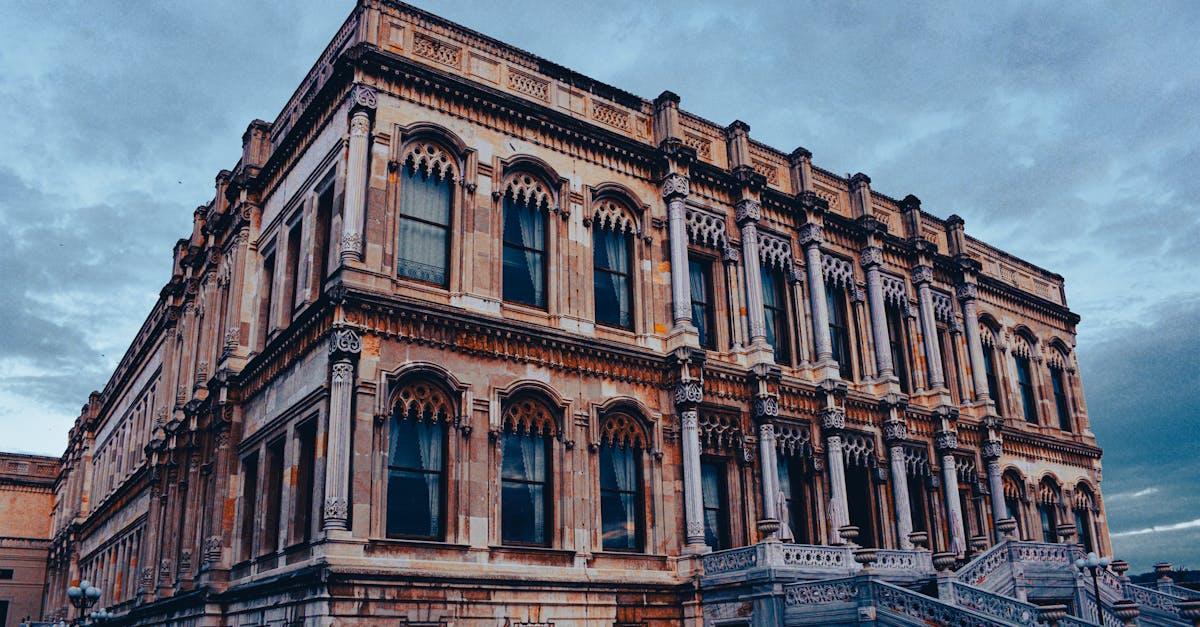 découvrez le w hotel istanbul, un havre de luxe au cœur de la ville historique. profitez d'un service de classe mondiale, de chambres élégantes et d'installations modernes tout en découvrant la culture vibrante et le charme d'istanbul.