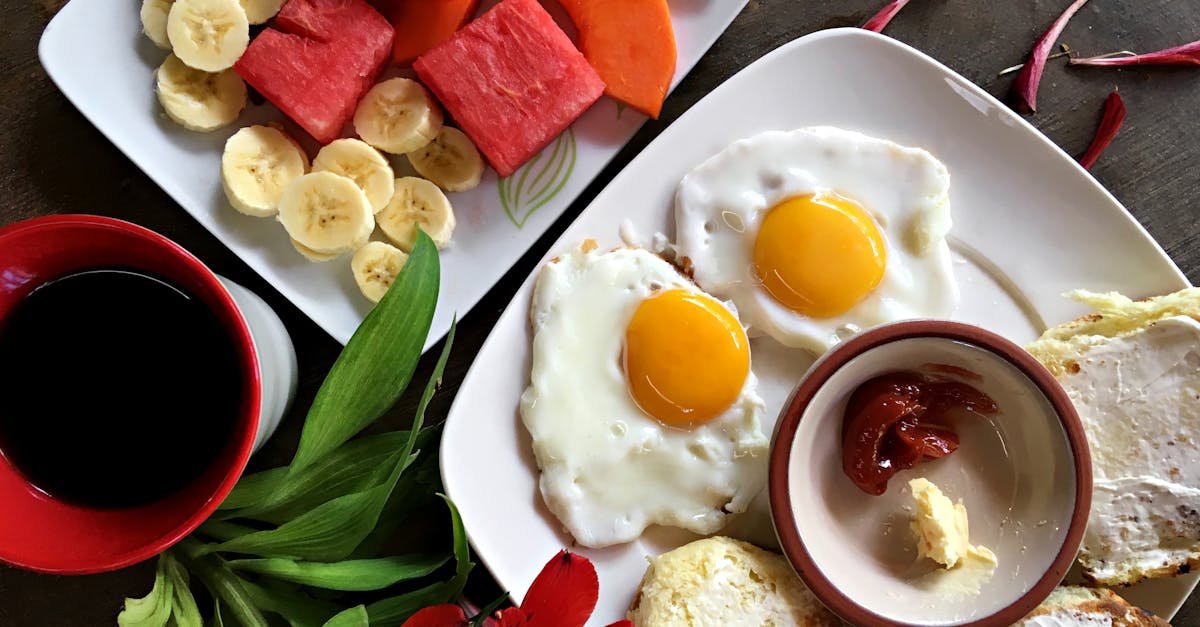 découvrez la cuisine égéenne, un véritable voyage culinaire au cœur des saveurs méditerranéennes. plongez dans des recettes traditionnelles riches en fruits de mer, légumes frais et herbes aromatiques, pour une expérience gustative authentique et saine.