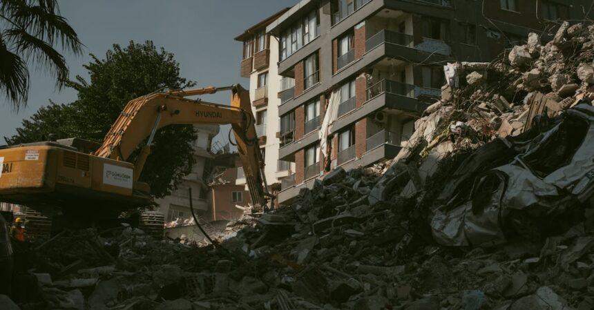 découvrez antakya, une ville chargée d'histoire au carrefour des civilisations, où la richesse culturelle, la gastronomie savoureuse et les paysages pittoresques s'unissent pour offrir une expérience inoubliable. explorez ses ruelles anciennes, visitez des sites archéologiques fascinants et laissez-vous envoûter par l'hospitalité chaleureuse de ses habitants.