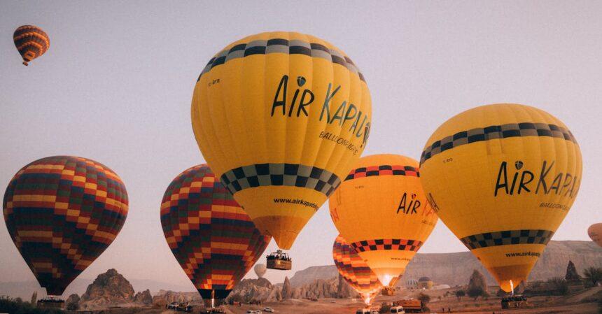 découvrez les merveilles de la cappadoce avec nos visites guidées inoubliables. explorez des paysages enchanteurs, des cheminées de fées et des sites historiques tout en vivant une expérience locale authentique. réservez votre aventure dès maintenant!