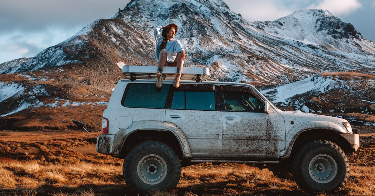 découvrez les meilleures destinations d'escalade à travers le monde, des falaises spectaculaires aux parois majestueuses. que vous soyez un grimpeur débutant ou un expert, explorez des lieux magnifiques et trouvez l'inspiration pour votre prochaine aventure verticale.