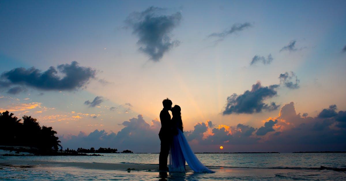 découvrez des destinations de rêve pour votre lune de miel, où amour et aventure se rencontrent. explorez des lieux enchanteurs, des activités romantiques et des conseils pratiques pour créer des souvenirs inoubliables lors de ce voyage unique à deux.