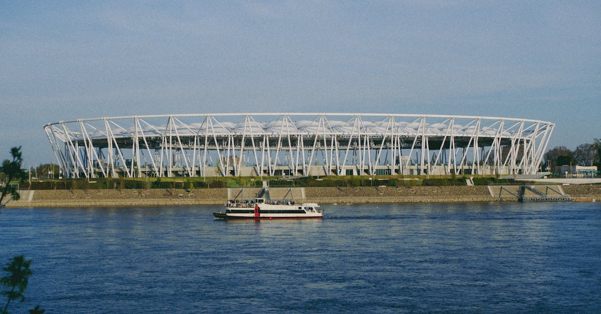 découvrez le ferry kabatas, un moyen de transport agréable et pratique reliant les rives du bosphore à istanbul. profitez de vues panoramiques sur la ville et simplifiez vos déplacements entre les différents quartiers. réservez votre traversée dès maintenant pour une expérience unique!