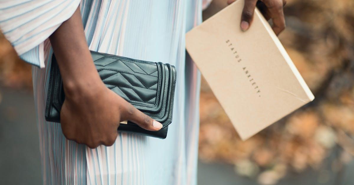 découvrez la mode en cuir en turquie : des vêtements de qualité alliant style et confort. explorez notre sélection de vestes, pantalons et accessoires en cuir, parfaits pour toutes les occasions. faites du shopping dans les boutiques locales et dénichez des pièces uniques dans un pays reconnu pour son artisanat exceptionnel.