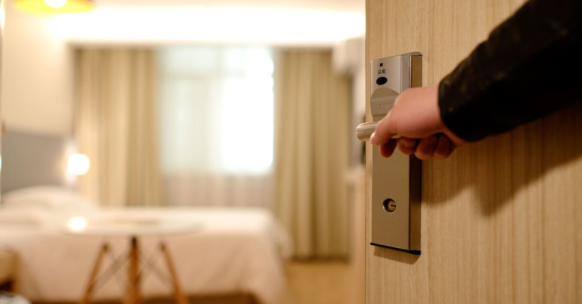 découvrez le charme authentique du sarı konak hotel, un havre de paix niché au cœur d'un environnement pittoresque. profitez d'un service exceptionnel, d'un confort moderne et d'une atmosphère chaleureuse pour un séjour inoubliable. réservez dès maintenant et vivez une expérience unique!