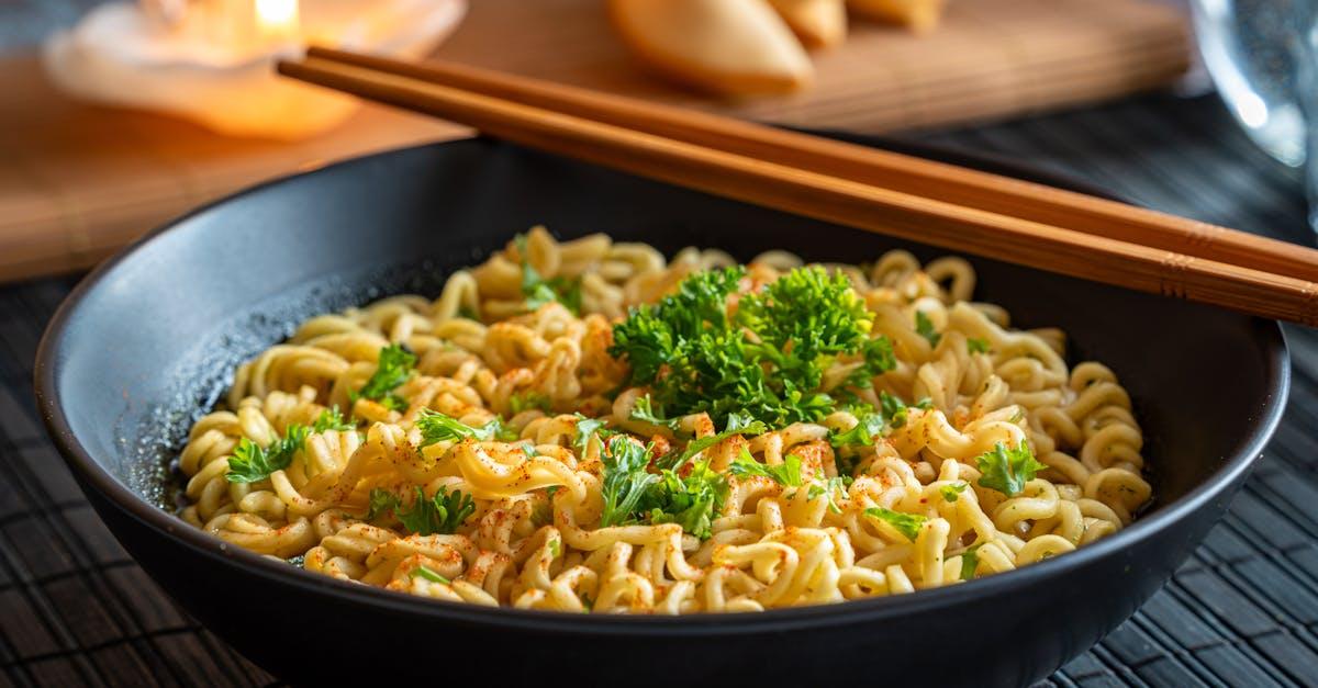 découvrez tout ce qu'il faut savoir sur l'allergie au sésame : causes, symptômes, diagnostic et conseils pratiques pour mieux vivre avec cette allergie alimentaire. protégez votre santé et apprenez à identifier les aliments à éviter.